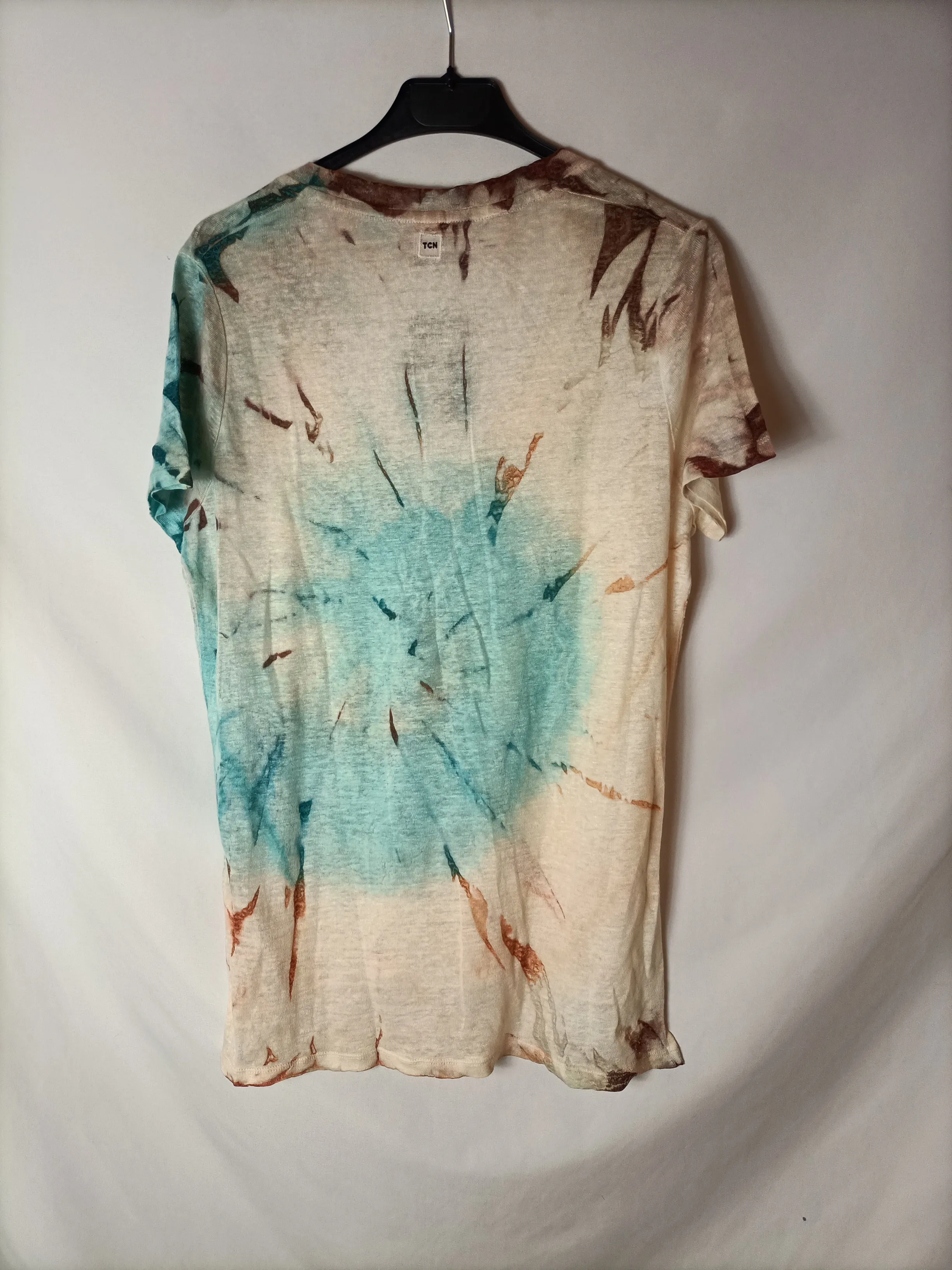 TCN. Camiseta tie dye  rosas y azules T.s